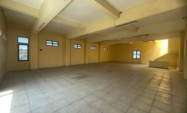 Disewakan Ruko Strategis 3 Lantai di Jalan Kaliurang KM 5 Pusat Bisnis & Mahasiswa Yogyakarta