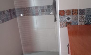 ACAPULCO. VENDO EXCELENTE DEPARTAMENTO   EN EL “CONDOMINIO LOS COCOS”,  CON PLAYA PROPIA Y MUELLE, VECINO A  LA MARINA DE ACAPULCO Y AL CLUB DE YATES