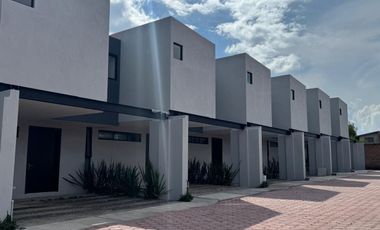 CASA EN VENTA EN XILOTZINGO