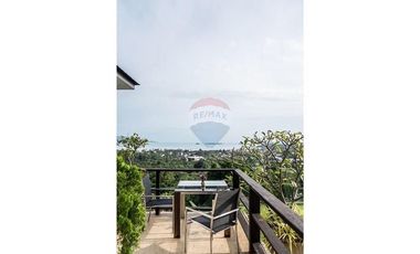 STUNNING 4-BEDROOM SEAVIEW VILLA FOR SALE
