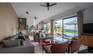 STUNNING 4-BEDROOM SEAVIEW VILLA FOR SALE