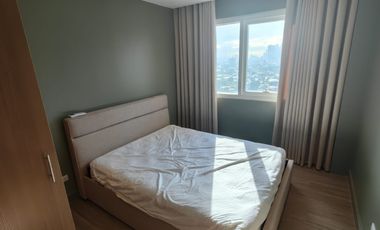 Spacious 1BR Furnished with Balcony & Parking The Connor at Greenhills For Rent San Juan