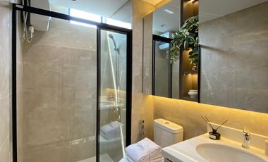 Dijual Apartemen Low Rise Furnished Baru di Casa Como Shila Sawangan