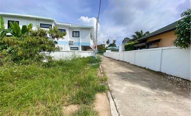 Modern 5-Bedroom Pool Villa in Prime Bophut