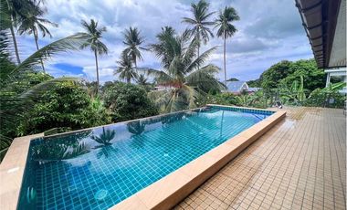 Modern 5-Bedroom Pool Villa in Prime Bophut