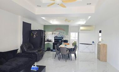 Modern 5-Bedroom Pool Villa in Prime Bophut