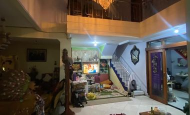 Rumah Kawasan Elit Arcamanik Dekat Sport Jabar