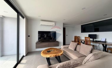 Luxurious 9-Bed Villa with Sea Views in Koh Samui