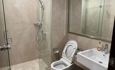 DIJUAL / DISEWAKAN APARTEMEN CASA GRANDE RESIDENCE JAKARTA SELATAN FULL FURNISHID POOL VIEW
