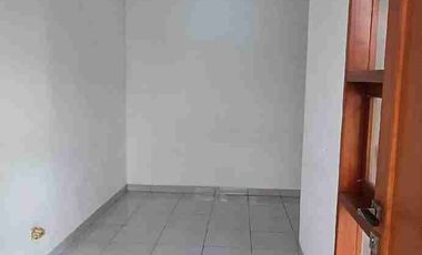 DISEWAKAN RUMAH MINIMALIS 2 LANTAI KAWALUYAAN BANDUNG