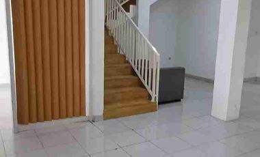 DISEWAKAN RUMAH MINIMALIS 2 LANTAI KAWALUYAAN BANDUNG