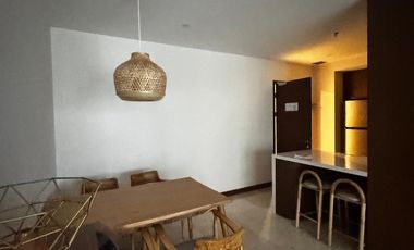 Y. DIJUAL APARTEMEN 3BR FURNISH HEGARMANAH RESIDENCE BANDUNG TOWER B PRIVATE LIFT