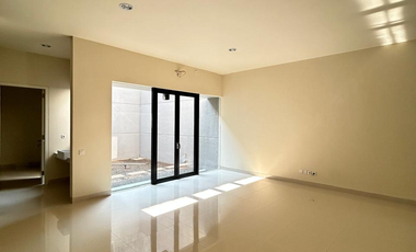 RUMAH DIJUAL MURAH KEBAYORAN BARU JAKARTA SELATAN DEKAT SCBD