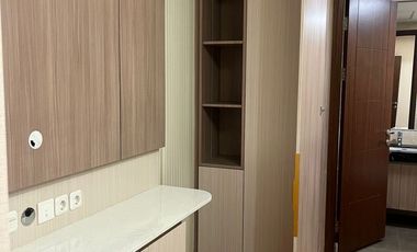 Y. DIJUAL APARTEMEN 2BR FURNISH MEWAH HERGARMANAH RESIDENCE BANDUNG TIPE ONYX