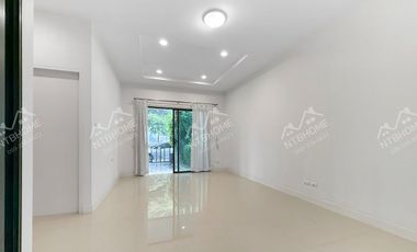 ทาวน์โฮม 3 ชั้น ธนาคลัสเตอร์ ราชพฤกษ์ – สถานีบางพลู ต้นโครงการ แปลงหน้าสวน พร้อมอยู่ ใกล้ MRT สายสีม่วง สถานีบางรักใหญ่
