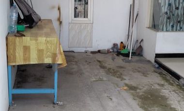 DISEWAKAN RUMAH EKONOMIS DAN LENGKAP DEKAT MERR