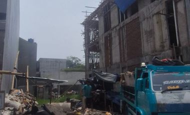 Rumah Usaha, Berlokasi Di Kawasan Profit dan Ramai, Lynn Parc Residence, Bandung