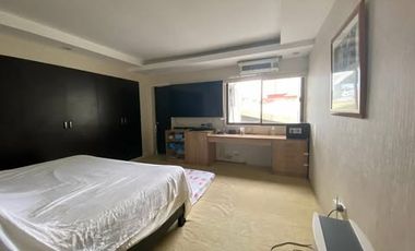 5-Bedroom Townhouse for Sale/Rent near BGC, Taguig City *Kapitolyo, Pasig City