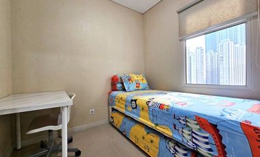 Disewakan 2BR Madison Park Garden View Modern Minimalist Cozy, Dekat Mall Taman Anggrek