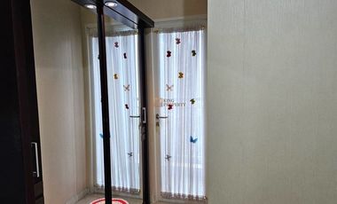 Disewakan 2BR Madison Park Garden View Modern Minimalist Cozy, Dekat Mall Taman Anggrek