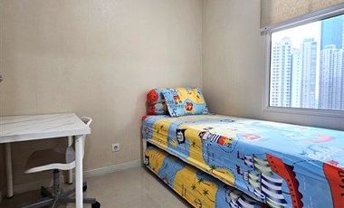 Disewakan 2BR Madison Park Garden View Modern Minimalist Cozy, Dekat Mall Taman Anggrek