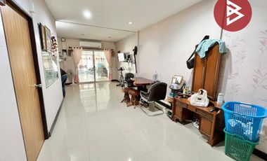 ขายทาวน์เฮ้าส์ชั้นเดียว เนื้อที่ 30 ตร.วา อู่ทอง สุพรรณบุรี