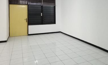 Rumah Wisma Permai STRATEGIS, SIAP HUNI, CARPORT