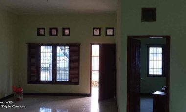 Disewakan Rumah Di Cisaranten/Arcamanik
