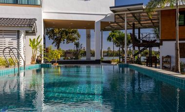 Riverside Pool Villa Farm Resort Phibun Mangsahan