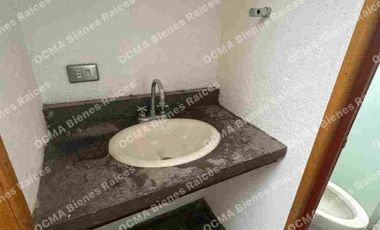 LINDA CASA SOLA EN RENTA SOBRE CALLE, IDEAL PARA CONSULTORIO, SPA, OFICINA, NO CASA-HABITACIÓN, EN COL. JIMÉNEZ GALLARDO A 5 MINUTOS DE CEBORUCO