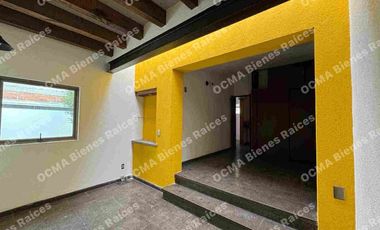 LINDA CASA SOLA EN RENTA SOBRE CALLE, IDEAL PARA CONSULTORIO, SPA, OFICINA, NO CASA-HABITACIÓN, EN COL. JIMÉNEZ GALLARDO A 5 MINUTOS DE CEBORUCO