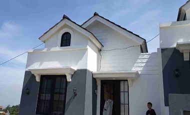 dijual Rumah favorit dkt pemkot cimahi ciawitali 2lantai Nyaman Asri