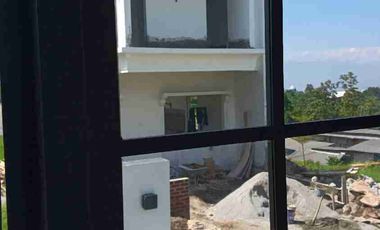 dijual Rumah favorit dkt pemkot cimahi ciawitali 2lantai Nyaman Asri