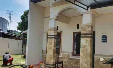 Sewa / Kontrak rumah muraahh siap huni Arcamanik