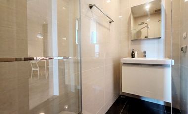Fully Renovated 1BR at Park 24 | Killer View | Ready to Move In | Heart of Phrom Phong