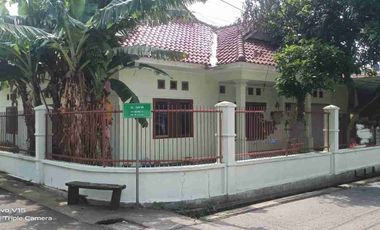 Disewakan untuk Rumah Tinggal atau kantor di arcamanik