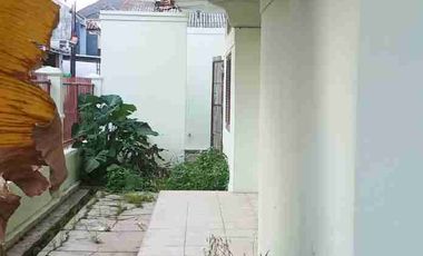 Disewakan untuk Rumah Tinggal atau kantor di arcamanik