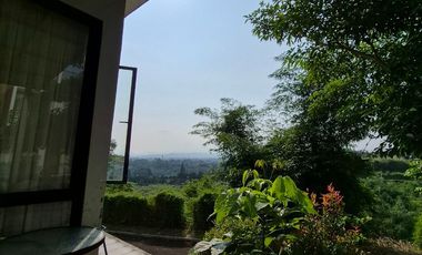 Rumah dijual Murah 2 Lantai, Furnished, Pamoyanan, dekat Stasiun Kota Bogor