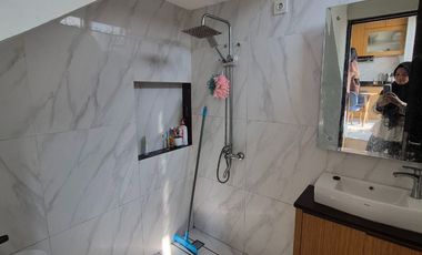 Rumah dijual Murah 2 Lantai, Furnished, Pamoyanan, dekat Stasiun Kota Bogor