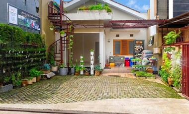 Rumah 1 1/2 Lantai SHM LB 222m2 Sarijadi - Sukarasa - Setra Murni Atas Dekat Perguruan TInggi dan Mall