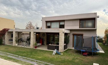 Casa en venta, Piedra Roja Chicureo, Condominio los Bosques