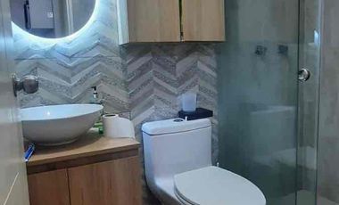 VENTA DE CASITA TIPO AMERICANA 4 PISOS EN CONSOMINIO CHORRILLOS