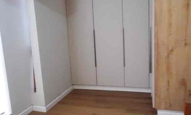 VENTA DE CASITA TIPO AMERICANA 4 PISOS EN CONSOMINIO CHORRILLOS