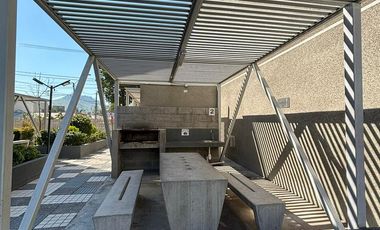 Departamento en arriendo de 2D y 2B semi amoblado!!