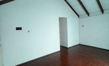 Arriendo Casa La Florida | 3D2B E de Autos + Amplios Patios