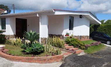 CASA CAMPESTRE /LOTE CON CONSTRUCCION EN VENTA -SECTOR EL CAIMO, ARMENIA QUINDIO