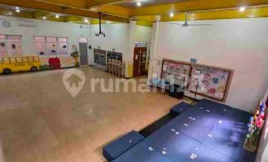 GEDUNG Cocok utk hotel/ kantor/ toko/ bank/ sekolahan/ bimbel di jln PROF Dr Sutami Bandung Utara
