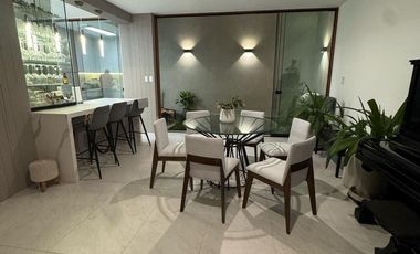 Vendo moderna casa en el Derby-Surco