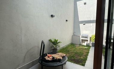 Vendo moderna casa en el Derby-Surco