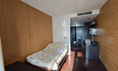 180-degree Thonglor Skyline view!! Pet Friendly 3 Bedrooms 3 Bathrooms 136.92 Sq.m Condo for sale at The Height Thonglor
